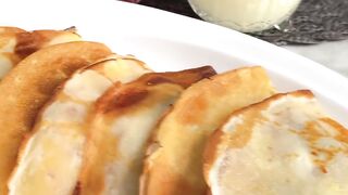 Молочные блинчики