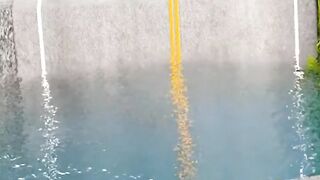cars vs big water pit crush beam ng drive