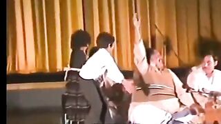 Juram sirf itna ha in se piyar krta han||nusrat Fateh Ali Khan superhit qawwali