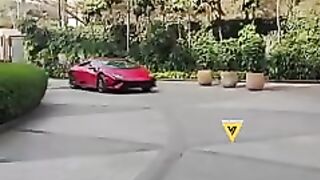 Shraddha kapoor Arrived Eith Her Brand  New Car Lamborghini ♥︎╣[-_-]╠♥︎♥︎╣[-_-]╠♥︎
