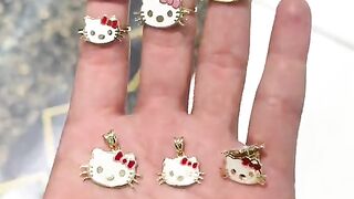 Ladies Real Gold Designer Kitty Rings & Pendants