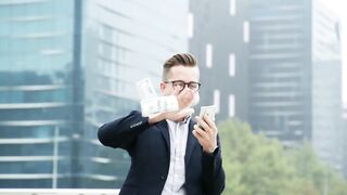 Things The Rich Never Invest In! How to Get Rich!