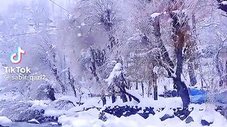 Beautiful of snow and water