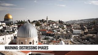 Airstrikes continue in Gaza as tens of thousands of Israelis protest _ Israel-Hamas war.