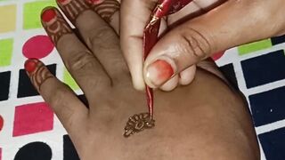 Esy back hand mehendi design .#mehendidesings