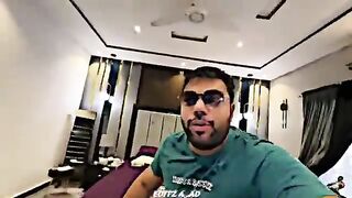 Ducki bhai  samja 100 subscribe kar do