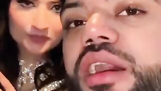Ducki bhai ny wife ko kia kaha 100 subscribe kar do