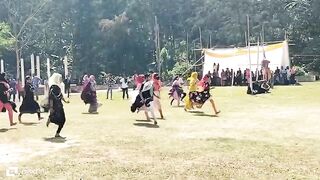 দৌড় প্রতিযোগিতা মেয়েদের