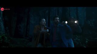 Thumkeshwari - Bhediya _ Varun Dhawan_ Kriti S_ Shraddha K _ Sachin-Jigar_Rashmeet_ Ash K_ Amitabh B(720P_HD)