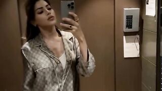 Beauty in lift w8ng for u