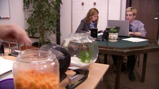 The Office S5EP22- Heavy Competition