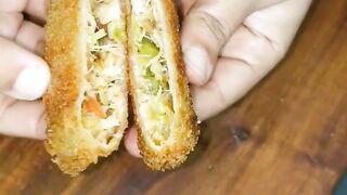 Most delicious Crispy creamy chicken patties, ???????? Chicken box patties ????????,Ramzan recipe,#shots,#viral