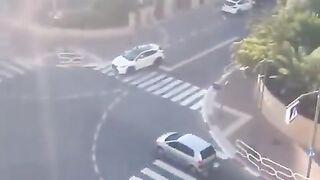 Insane road rage incident caught on camera