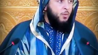 *حكم تعطر المرأة للخروج إلى المسجد و غيره*         الشيخ سعيد الكملي حفظه الله