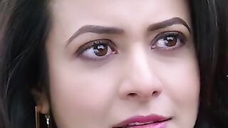 তুমি হাসো না কেন