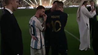 Messi ❤️ Mbappe