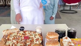 Flip the bottle and eat food