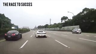 Supercar Crash Compilation