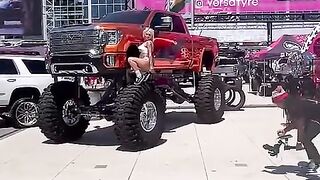 LowFro Photography at Summer Truckin Nationals with Georjah