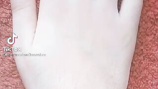 Easy and simple Mehndi design