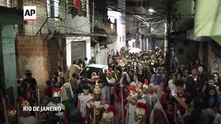 Via Crucis play is performed in Rio de Janeiro on Good Friday.