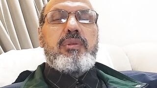 إِنَّ الرَّجُلَ لَتَكُونُ لَهُ الدَّرَجَةُ عِنْدَ اللَّهِ تَعَالَى