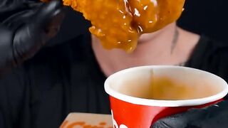 Jollibee spicy chicken gravy
