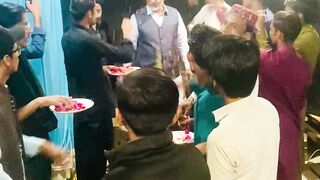 You can't see this video in your life ????it college with professor and friends