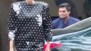Sonam Kapoor Spotted in Bandra #sonamkapoor #short #shorts #trending #viral #bollywood #viralshorts
