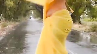Yellow saari beautify