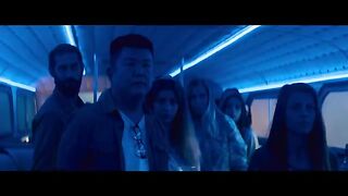 Texas Chainsaw Massacre - Party Bus Massacre scene (1080p)