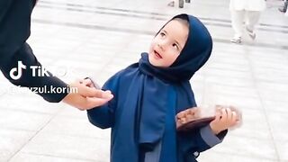 Small Child with Kaba Towab