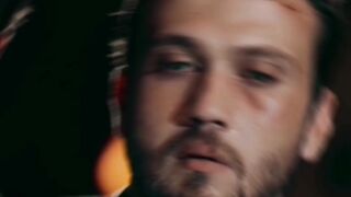 الحب هو الحياه