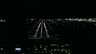 Boeing 777 cockpit landing view✈️#shorts #youtubeshorts #ytshorts #Febspot