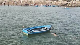 شاطئ
