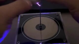 Electric speaker