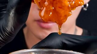 Korean Fried Chicken With Spicy Sauce | Asmr Mukbang Eating Video