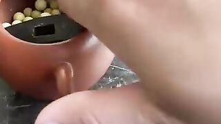 Já tava cantando. Se um dia eu tivesse parado. Desistido no meio do caminho