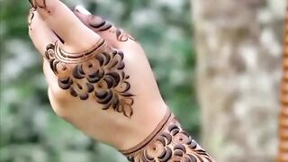 Simple mehndi designs