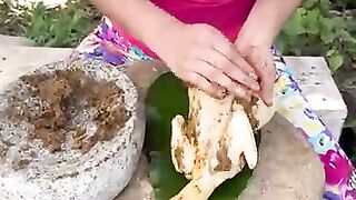 Así_se_hornea_un_pollo_en_el_Campo___final_inesperado__~_Saida_ZC(360p).