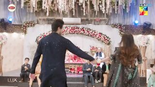 Best Wedding Dance...!! #aenakhan #khaqanshahnawaz - Dil Pe Dastak - HUM TV.
