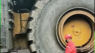 Fastest Female Skillful Workers