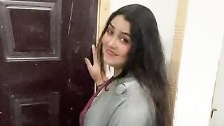 دائیں لگے کبھی بائیں لگے