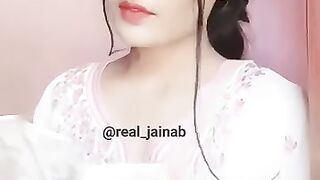 Paisa Bolta Hai