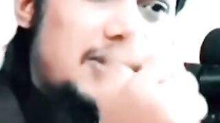 একটাই কারণ।