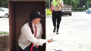 Mujer taxista expuso a un Policía corrupto