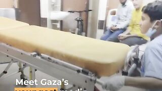 Displaced 12-year-old boy becomes Gaza's youngest medic.