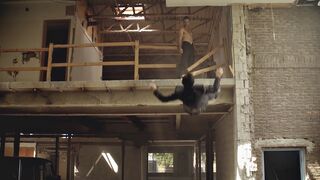 『0069』 Yes, Martin, you are not very easy to kill. @ 【Transporter-The Series, 2012】