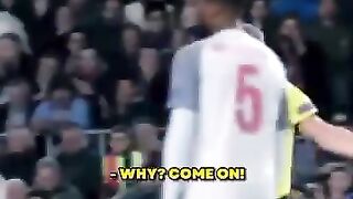 Messi free kick