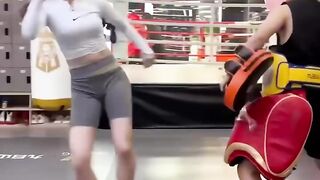 Girl fighter ????